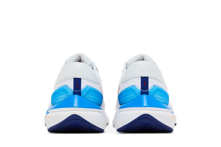 Кроссовки Nike Air Zoom Vomero 16 'White Photo Blue Red'