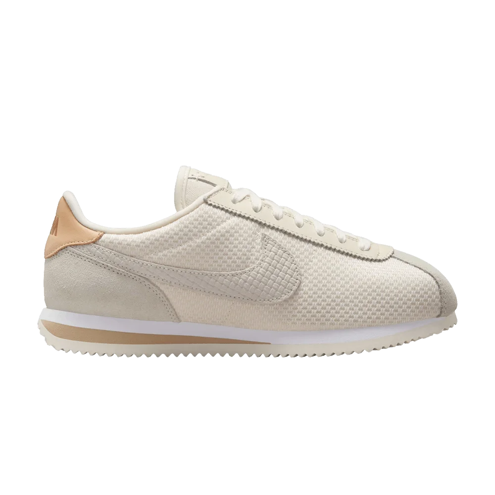 Krossovki-Nike-Wmns-Cortez-Pearl-White-Mesh