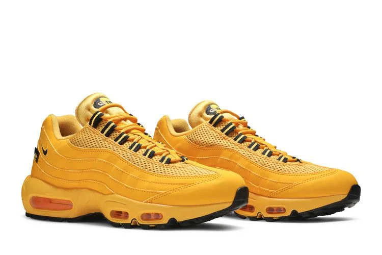 Krossovki-Nike-Air-Max-95-City-Special-NYC-7