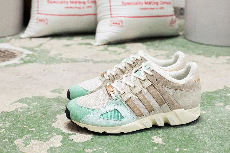 Krossovki-Sneakersnstuff-x-adidas-Originals-EQT-Running-Guidance-93-Malt-4