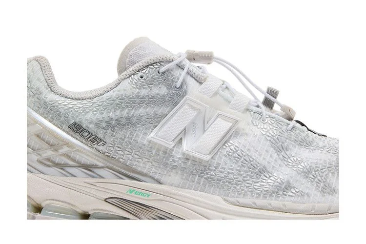 Кроссовки New Balance 1906F 'White Silver Metallic'