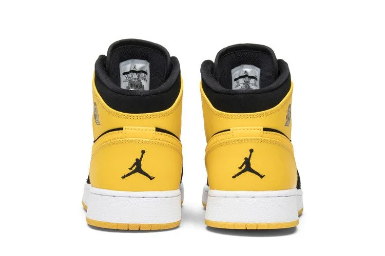 Krossovki-Air-Jordan-1-Retro-Mid-GS-New-Love-2017-5