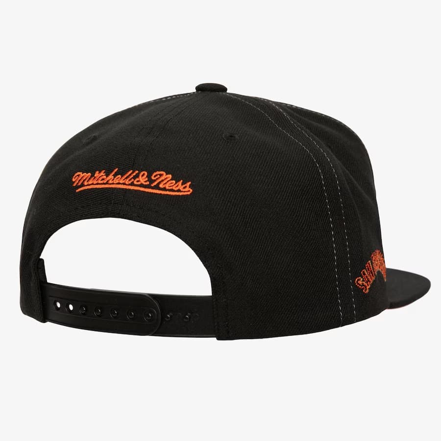 Mitchell-Ness-Black-San-Francisco-Giants-Day-4-Snapback-Hat-1