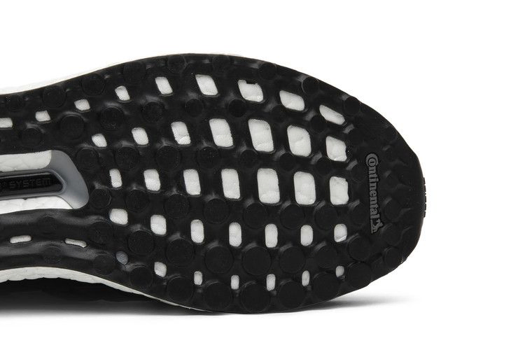 Кроссовки adidas UltraBoost 2.0 'Core Black'