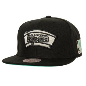 Mitchell-Ness-Watch-Me-Shine-Snapback-HWC-San-Antonio-Spurs-300x300