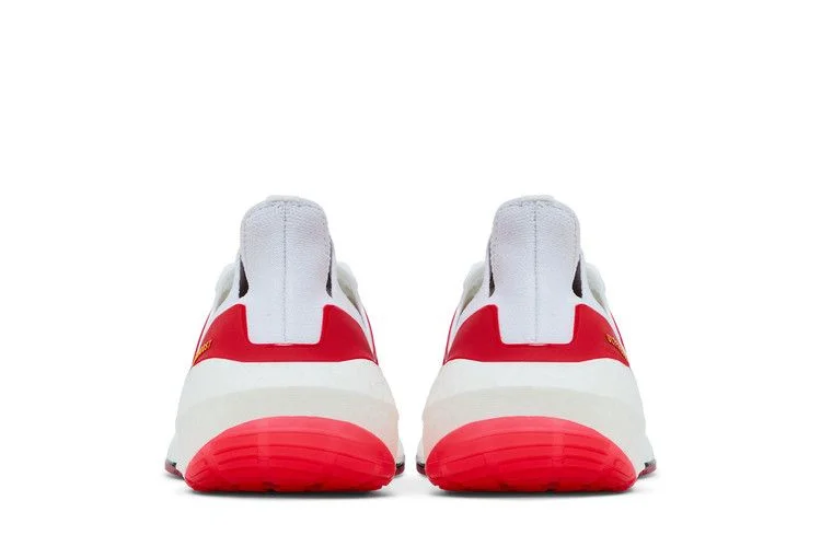 Кроссовки adidas UltraBoost 22 'White Vivid Red'