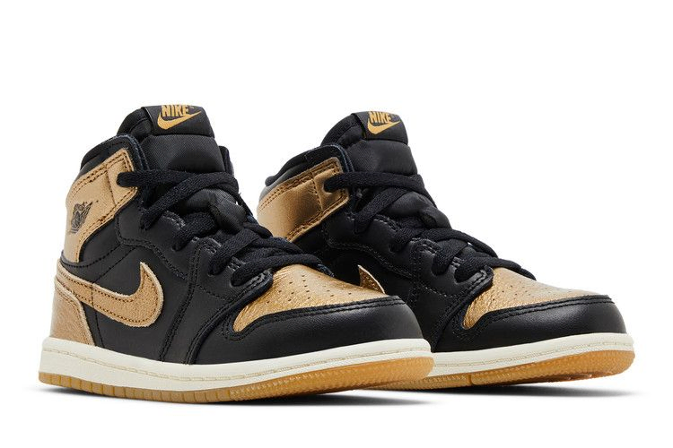 air-jordan-1-retro-high-og-td-black-metallic-gold-fd1413-071_07