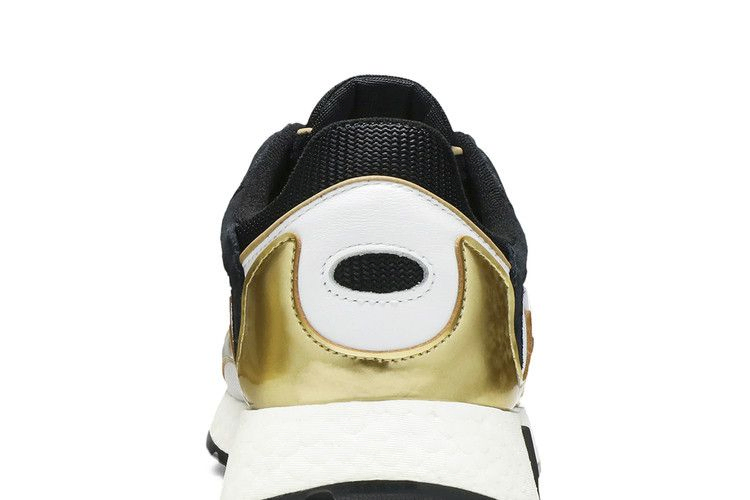 Кроссовки Adidas Tresc Run 'Black Metallic Gold'
