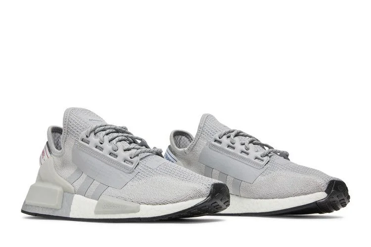 Krossovki-Adidas-NMD_R1-V2-Silver-Boost-7