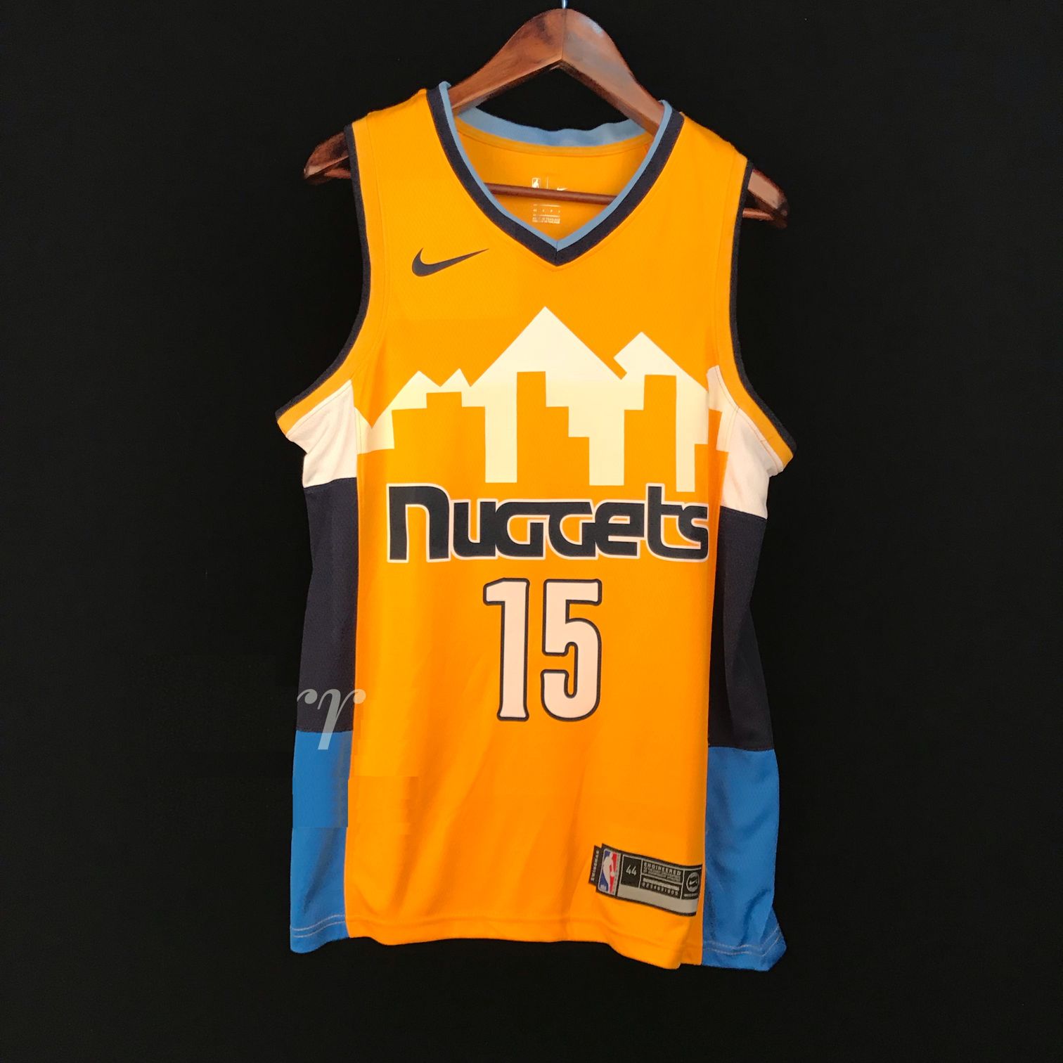 Баскетбольная джерси 2017-18 Nikola Jokic Denver Nuggets #15 Statement Gold