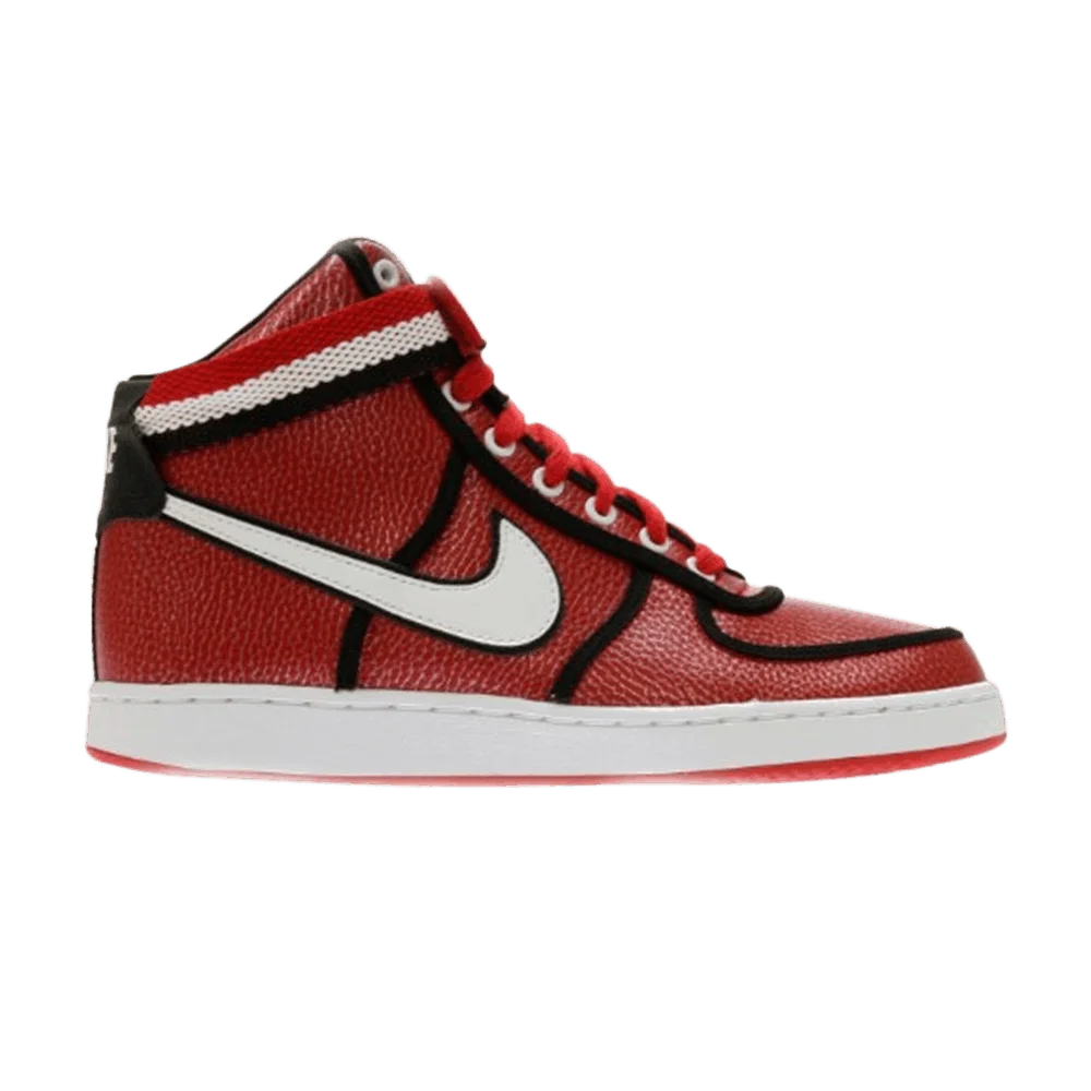 Krossovki-Nike-Vandal-High