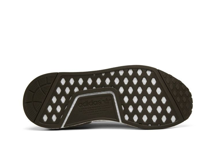 nmd-r1-chalk-and-olive-cq0758_03