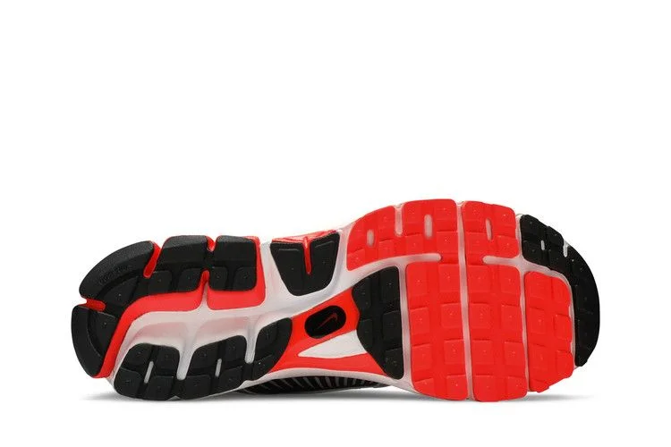 Кроссовки Nike Air Zoom Vomero 5 SE 'Bright Crimson' 2020
