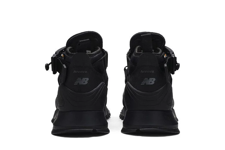 Krossovki-Snow-Peak-x-New-Balance-R_C4-Mid-Tokyo-Design-Studio-5