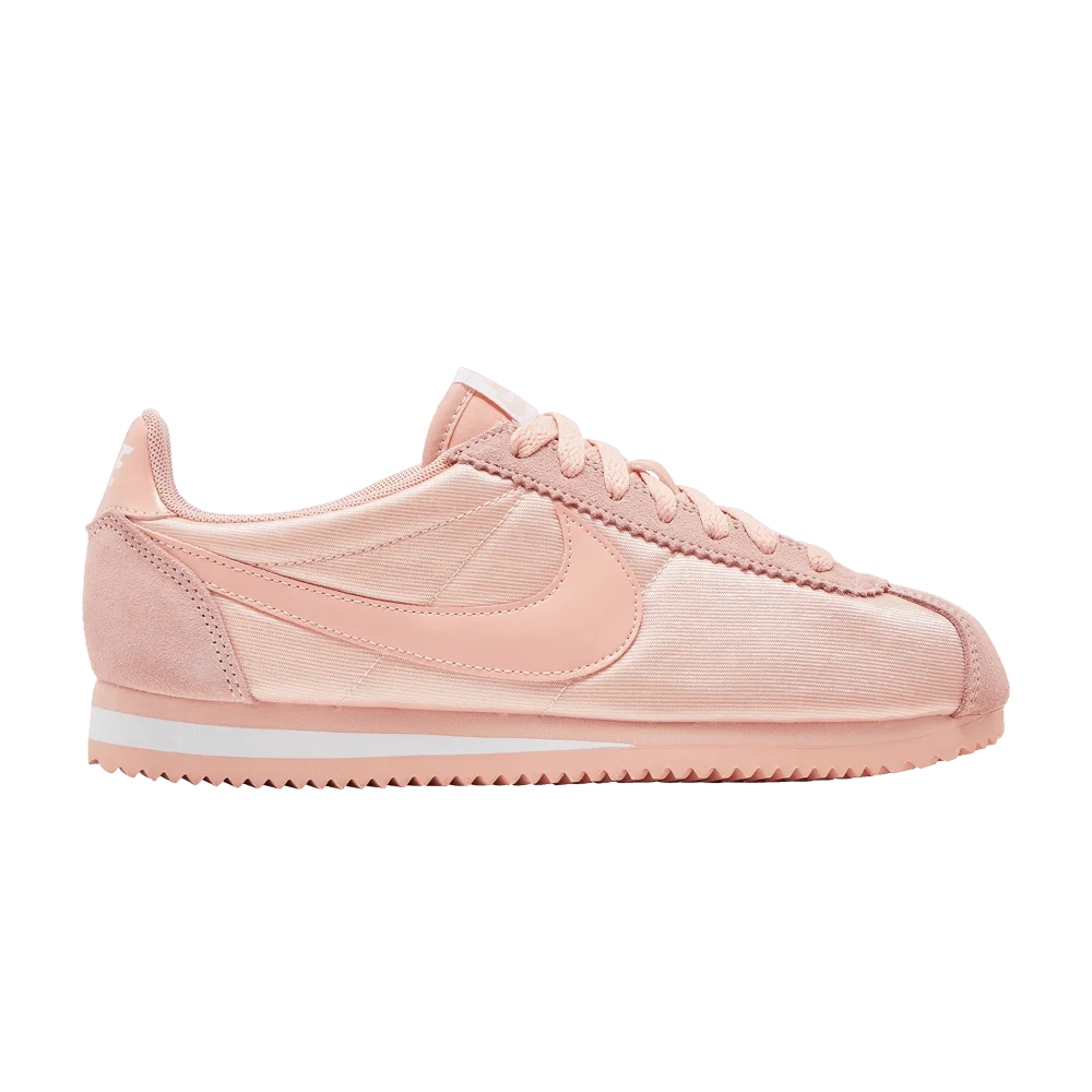 Krossovki-Nike-Wmns-Classic-Cortez-Nylon-Coral-Stardust