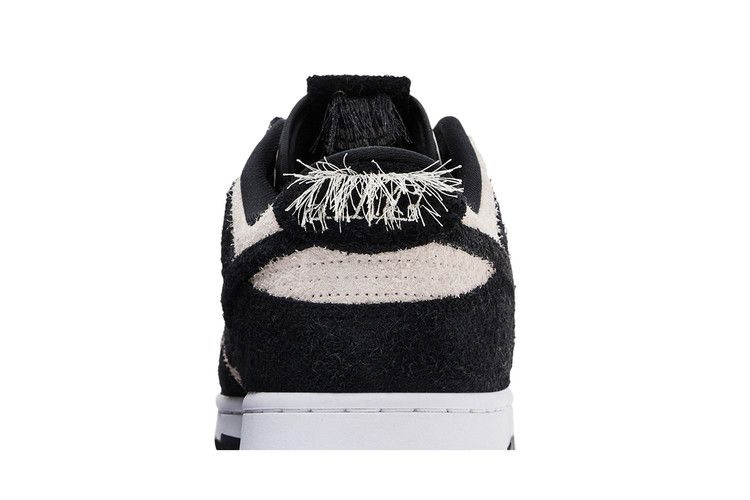 dunk-low-se-suede-panda-ib2990-100_06
