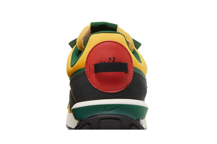 air-max-pre-day-university-gold-gorge-green-dm0008-700_06