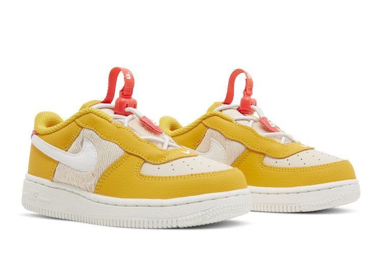 force-1-toggle-se-td-yellow-ochre-pearl-white-dq0366-700_07
