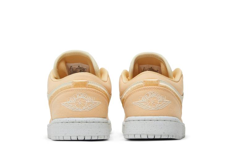 Кроссовки Wmns Air Jordan 1 Low SE 'Celestial Gold'