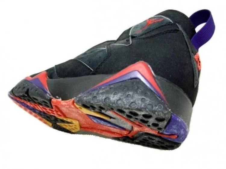 Krossovki-Air-Jordan-7-OG-Raptor-2