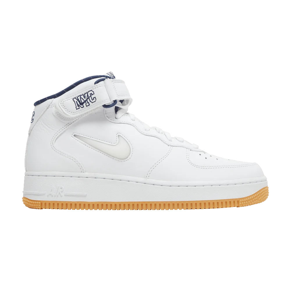 Krossovki-Nike-Air-Force-1-Mid-Jewel-QS-NYC-Yankees