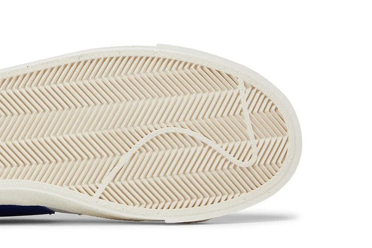 Krossovki-Nike-Blazer-Low-77-Jumbo-White-Old-Royal-4