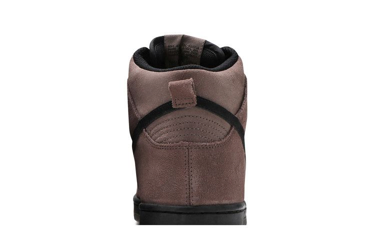 dunk-high-gs-dark-mushroom-308319-203_06