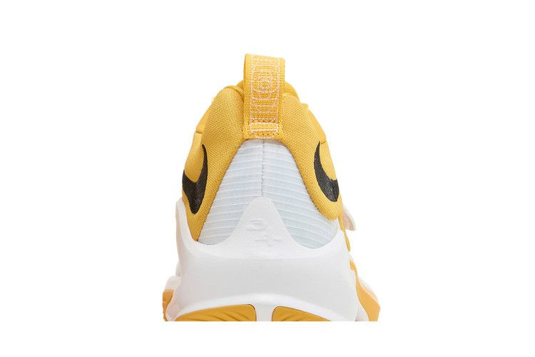 zoom-freak-3-tb-university-gold-dm7378-702_06