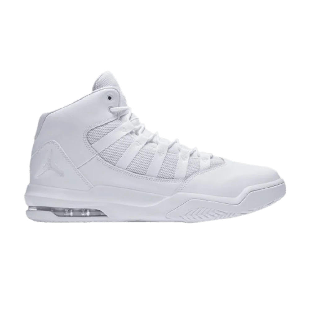 Krossovki-Air-Jordan-Max-Aura-Triple-White
