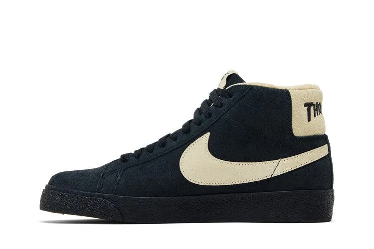 Кроссовки Thrasher x Nike Blazer SB 'Black Team Gold Gum'