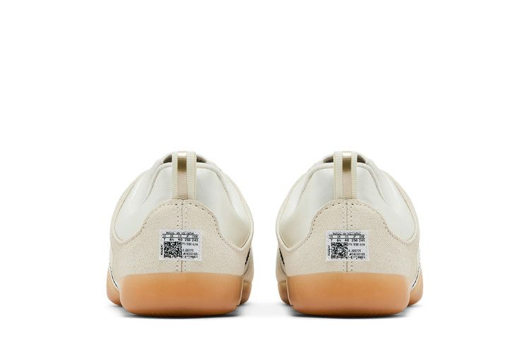 bad-bunny-x-ballerina-off-white-black-gum-jq9229_05-1