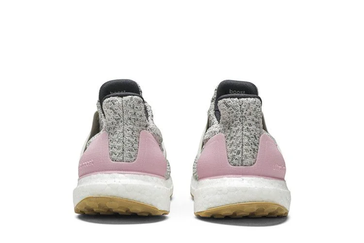 Кроссовки Adidas UltraBoost 4.0 J 'Carbon True Pink'