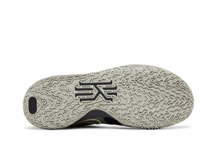 Кроссовки Nike Kyrie Low 4 EP 'Black Rattan'