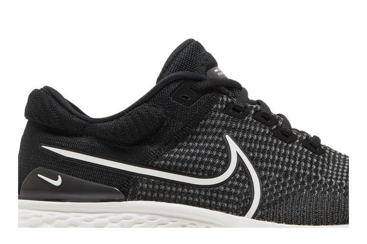 Кроссовки Nike ZoomX Invincible Run Flyknit 2 'Black Summit White'