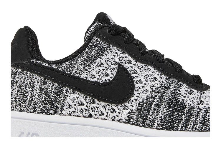 Кроссовки Nike Air Force 1 Flyknit 2.0 GS 'Oreo'