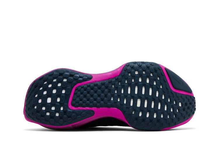 Кроссовки Nike Wmns ZoomX Invincible 3 'Armory Navy Vivid Grape'