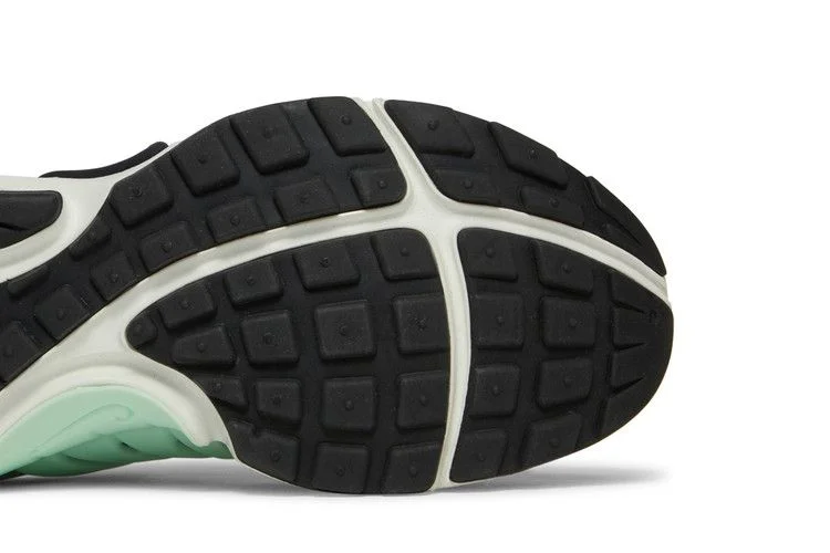 Krossovki-Nike-Wmns-Air-Presto-Black-Igloo-4