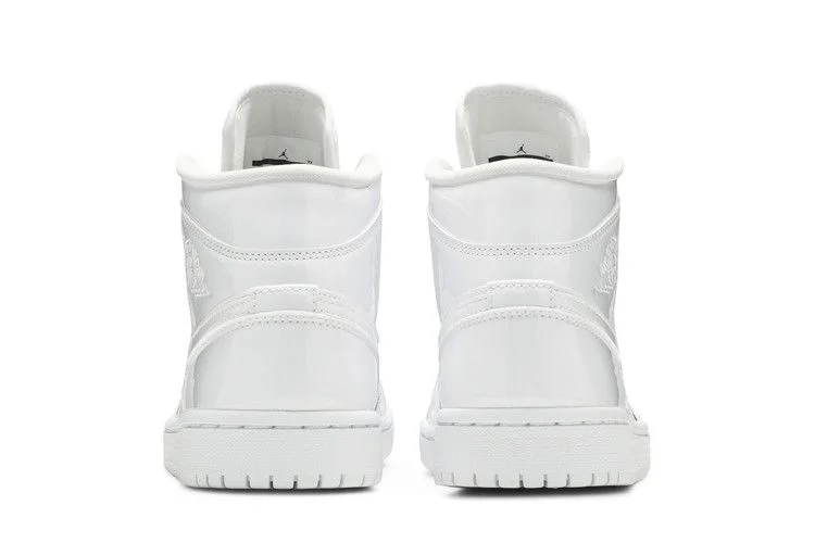 Кроссовки Wmns Air Jordan 1 Mid Patent 'Triple White'
