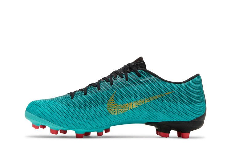 mercurial-vapor-12-academy-cr7-fg-mg-the-pride-of-portugal-aj3721-390_02