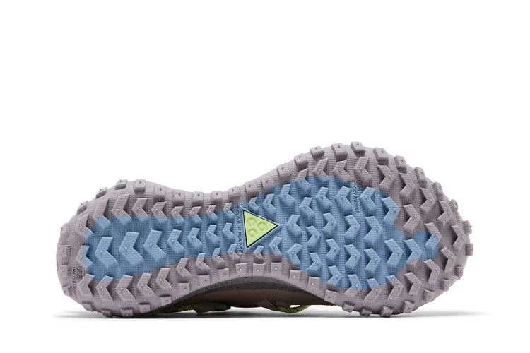 Кроссовки Nike ACG Mountain Fly Low GORE-TEX 'Khaki Barely Volt'