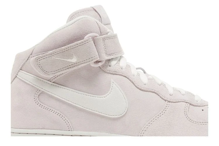 Krossovki-Nike-Air-Force-1-Mid-Venice-1