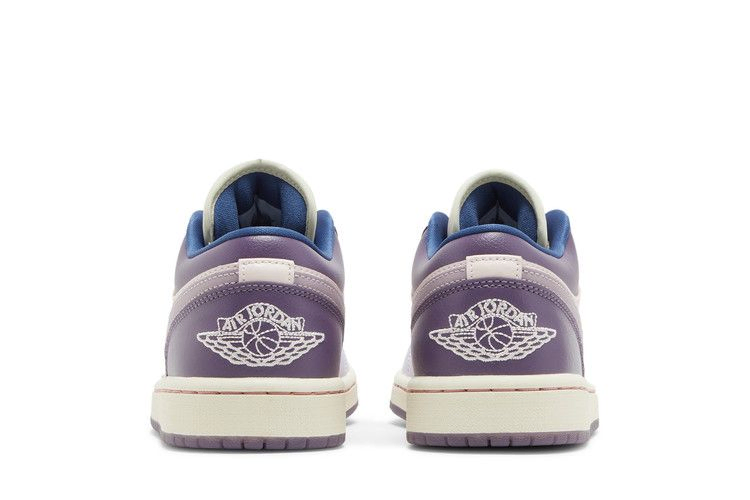 Кроссовки Wmns Air Jordan 1 Low 'Pastel Plum'