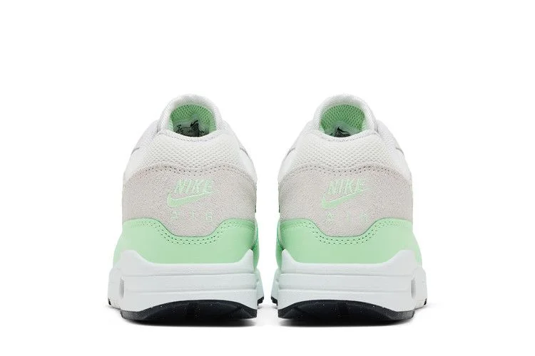 Krossovki-Nike-Air-Max-1-Essential-Vapor-Green-5