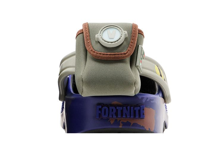 Кроссовки Crocs Fortnite x Classic Clog 'Battle Bus'