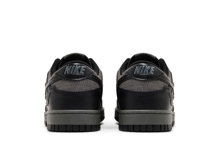 Кроссовки Nike Wmns Dunk Low 'Black Roses'