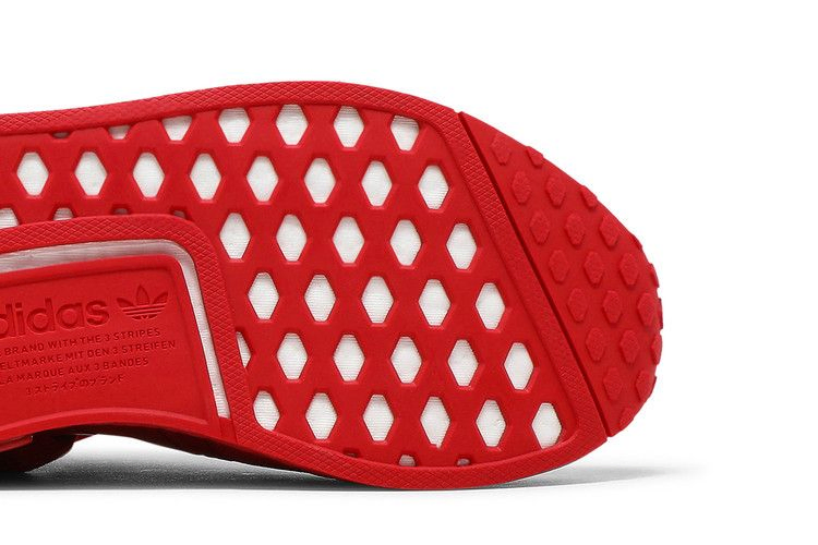 nmd_r1-scarlet-fv9017_04