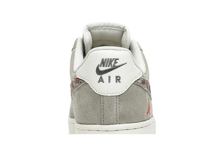 Кроссовки SBTG x Nike Staple Air Force 1 Low 'Pigeon Fury'