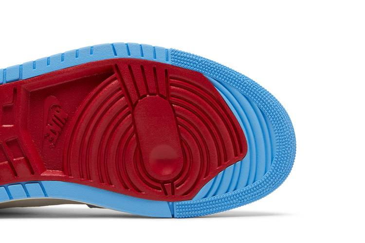 Кроссовки Wmns Air Jordan 1 High Zoom Comfort 2 'University Blue'