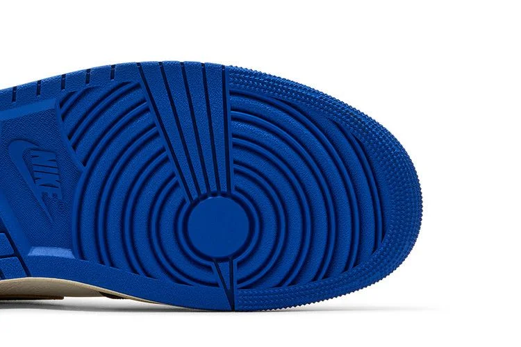 fragment-design-x-union-la-x-air-jordan-1-retro-high-og-varsity-red-sport-royal-io7847-002_5