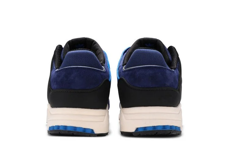 Krossovki-Colette-x-Undefeated-x-adidas-EQT-Support-S.E.-Dark-Blue-5